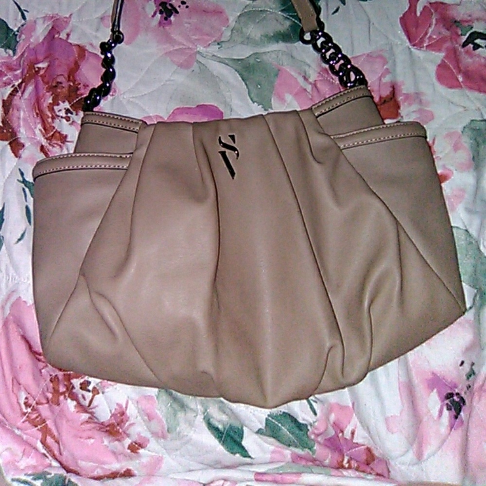 Simply Vera Alicia Pleated Hobo